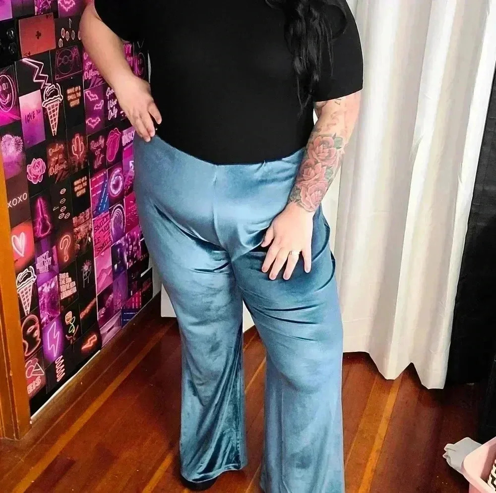 Plus Size Velvet Wide Leg Pants